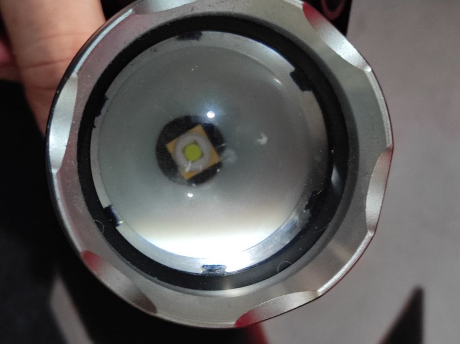 Очень мощный фонарь 2000 lm