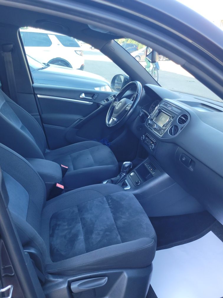 Volkswagen Tiguan R line. Automat 4X4 Euro 5
