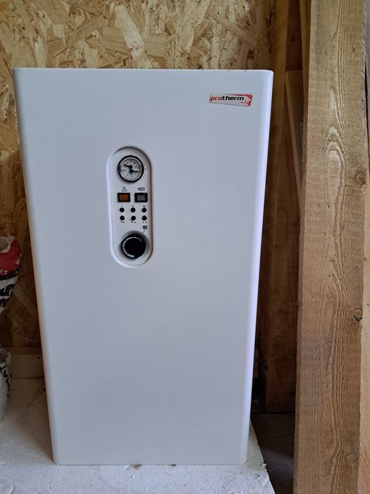 Vând centrala electrica Protherm în stare perfecta de funcționare 28kw