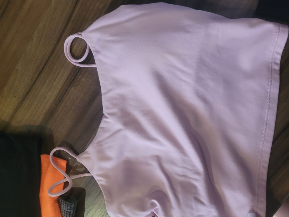 Одежда СРОЧНО носилось 2-3 раза