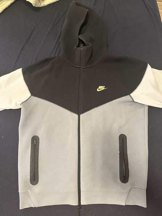 Горница Nike Tech Fleece