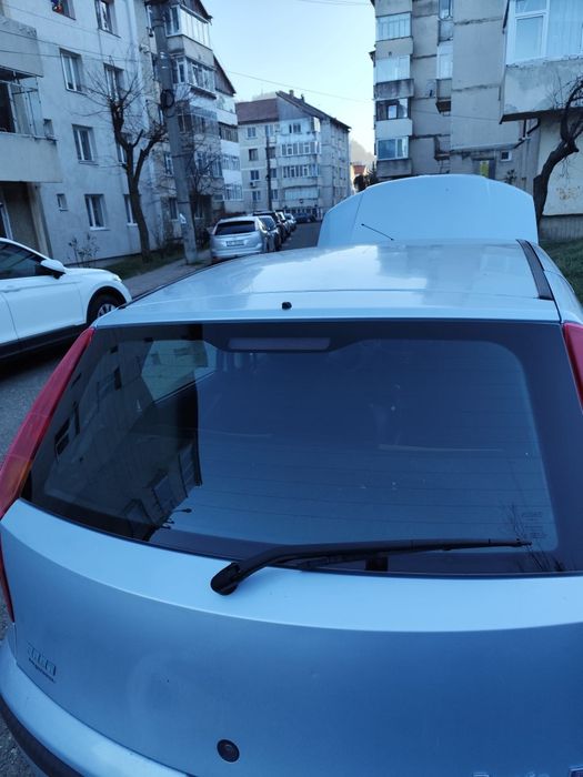 Vând fiat punto 1242