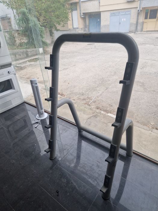 Стойка за лостове TechnoGym