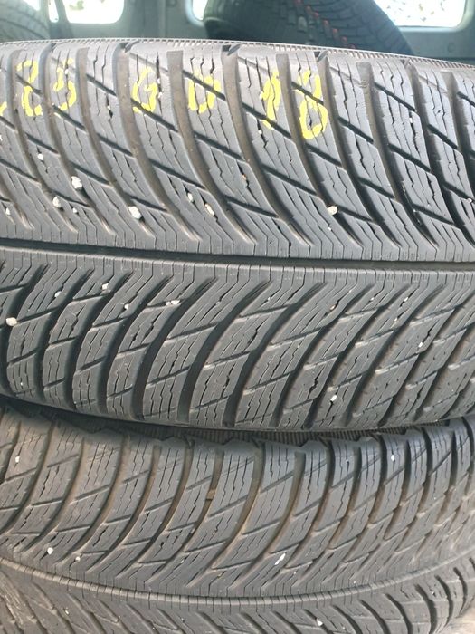 Гуми 225/60/18 2броя
