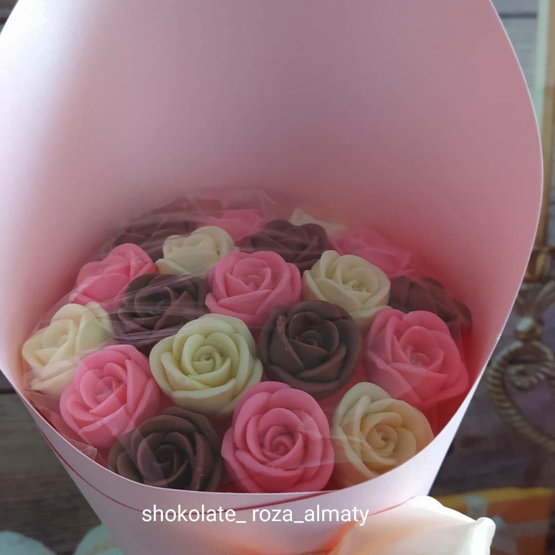 Шоколадные розы, букеты, коробки