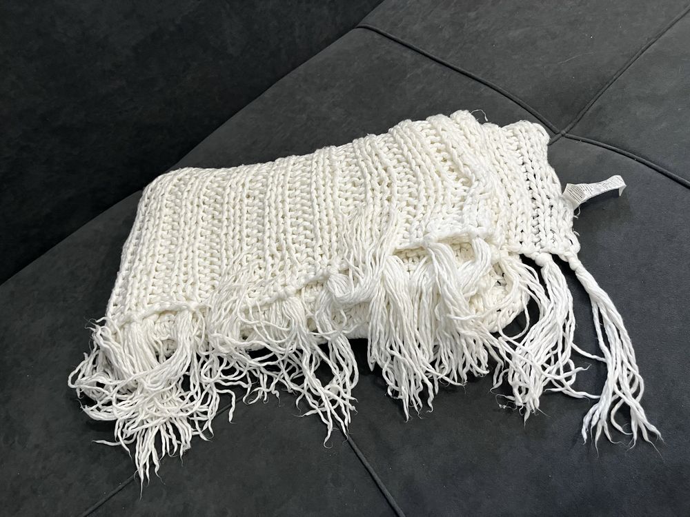 Продам шарф вязанный