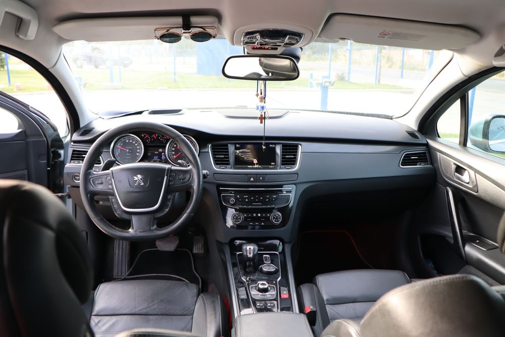 Peugeot 508 hibryd 2012