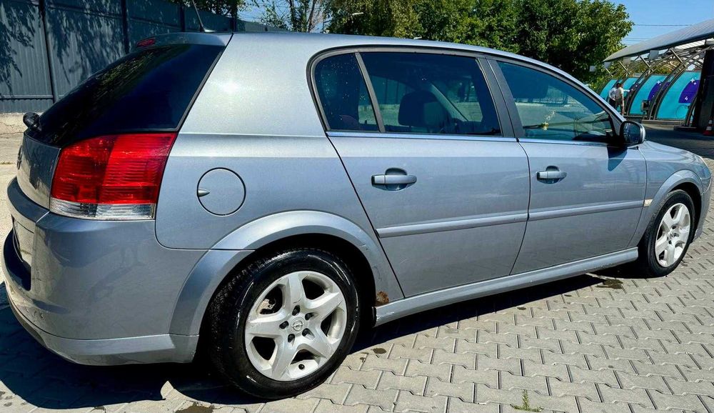 Opel Signum 1.9 cdti automat