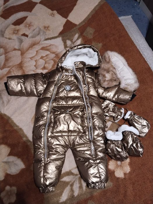 Продам комбинезон зимний