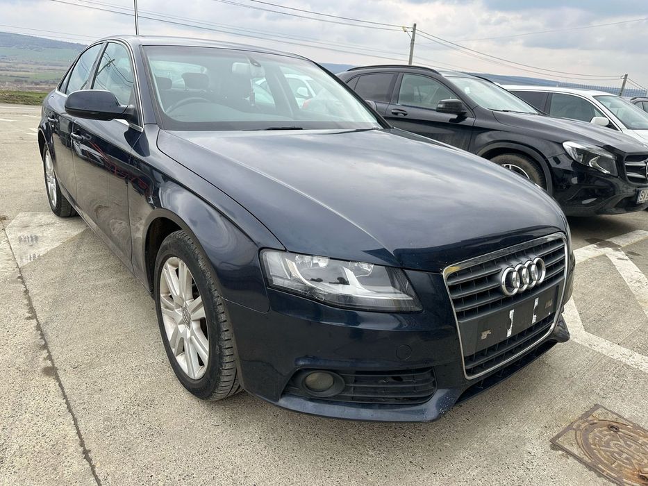 Dezmembrez / Dezmembrari / Piese / Accesorii Audi a4 b8 2010 2.7 tdi CGKA ,cutie automata LTZ