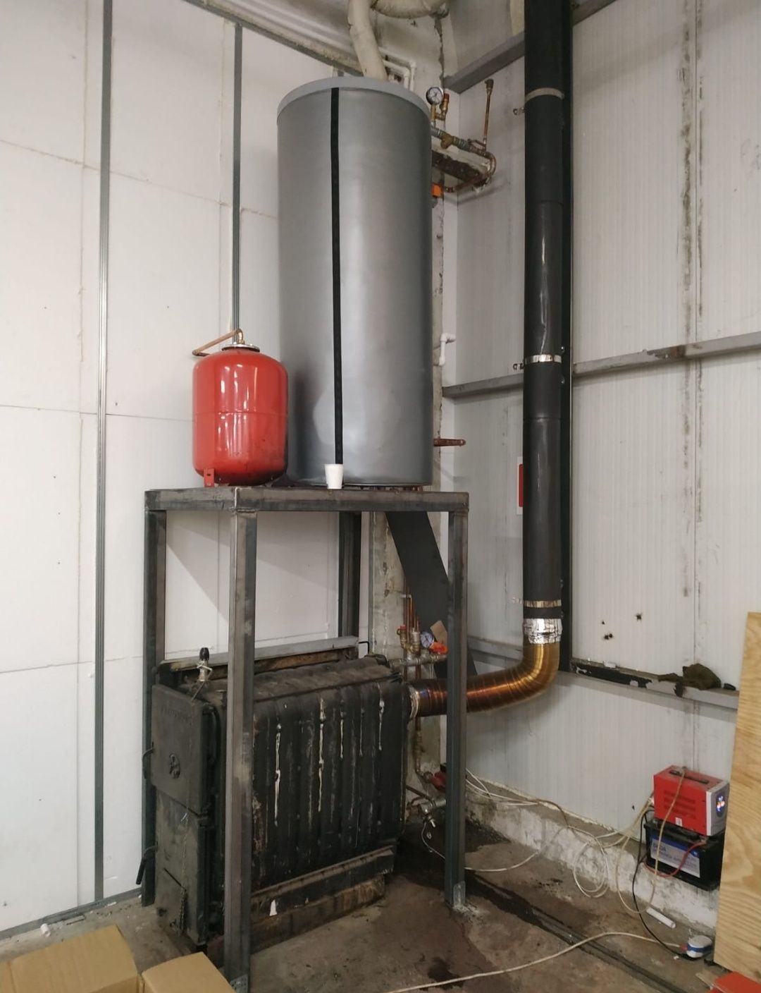 Vand afacere la cheie producție mobilier