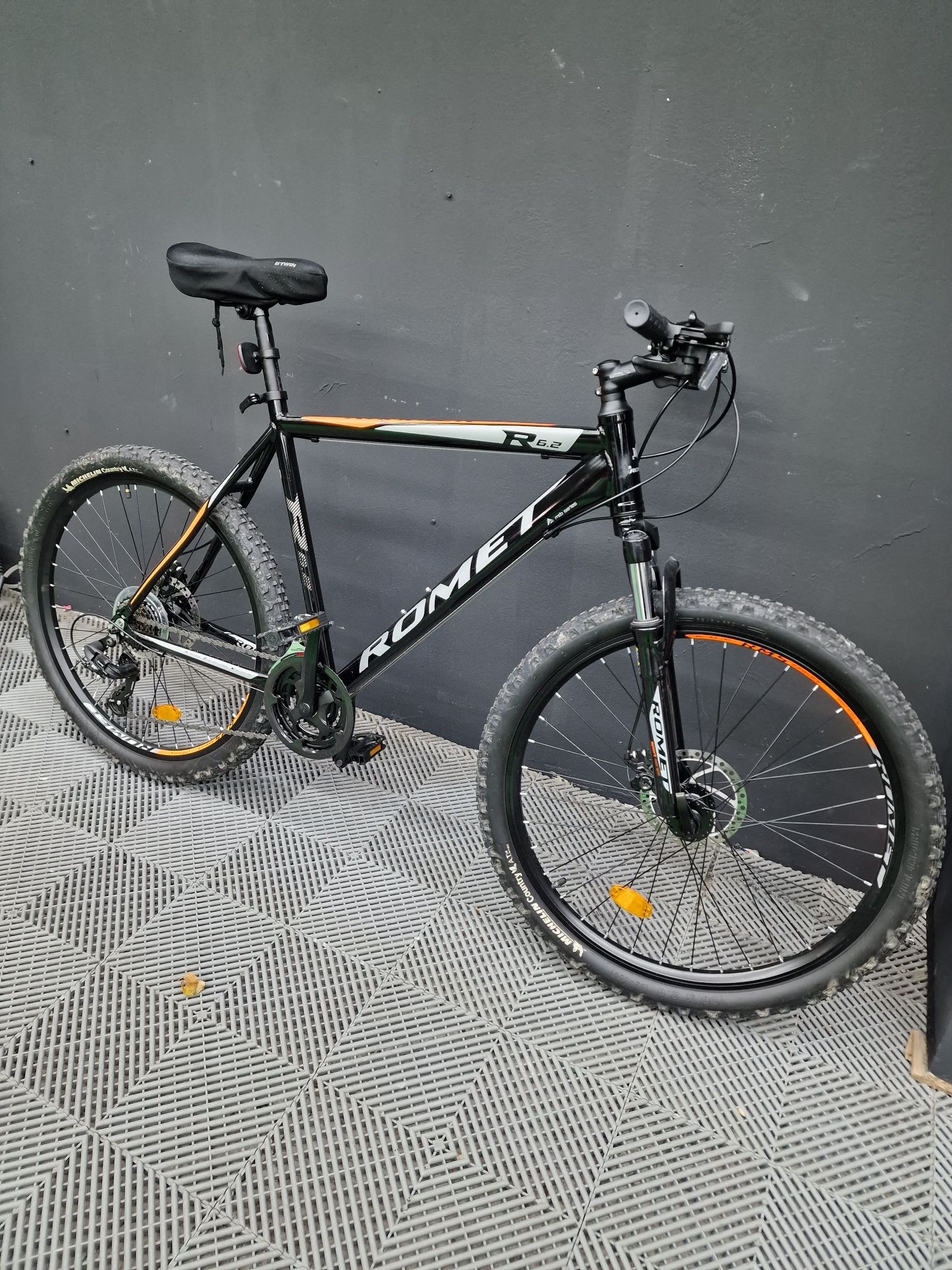 Vând bicicleta mtb