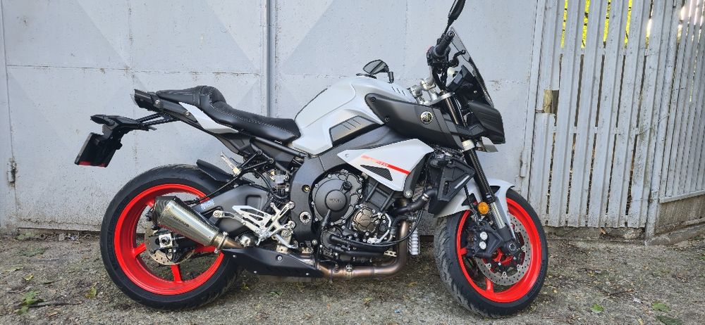 Vand Yamaha Mt10 !