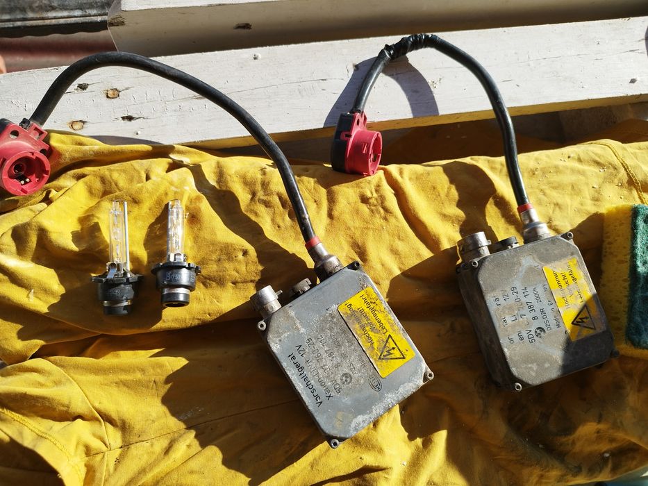 БМВ Е39 Продавам и подарявам фарове и стопове