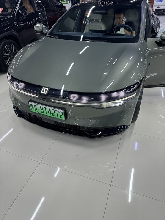 Продается Zeekr 007  kw100