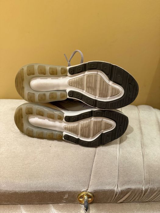 Маратонки NikeAir Max 270