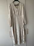 Rochie midi crem