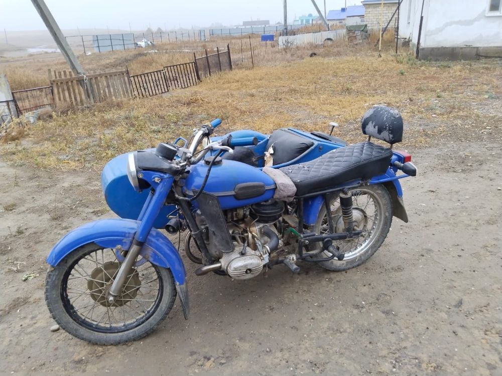 Продаеться рэтро мотоцикл Урал
