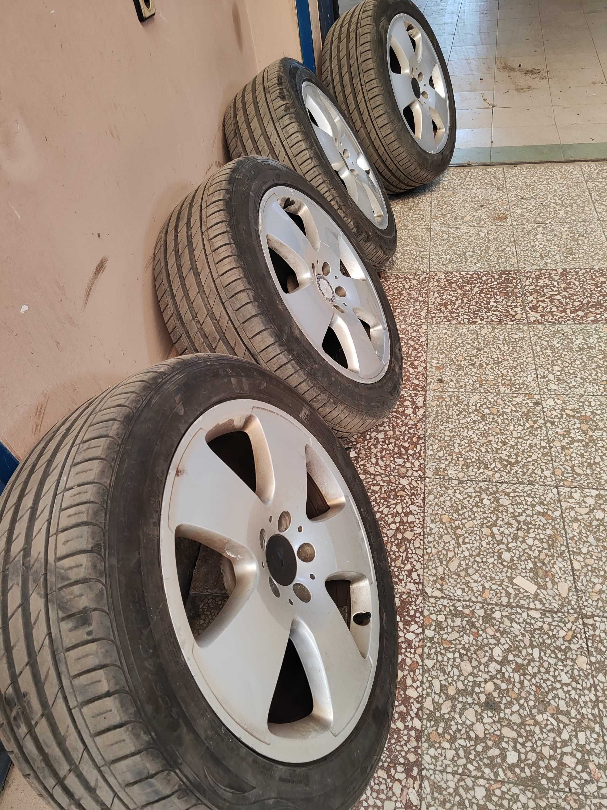 Джанти 5х112 с гуми 255 45 18 за Мерцедес W221