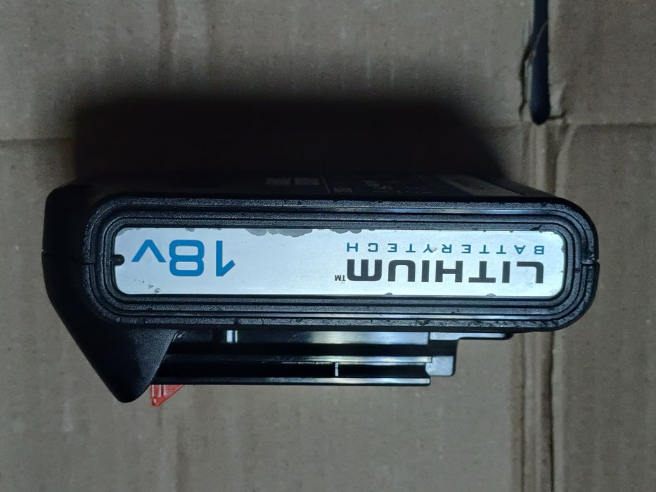 Baterie Black and Decker 18v 1,5A in stare buna
Este testata

#7