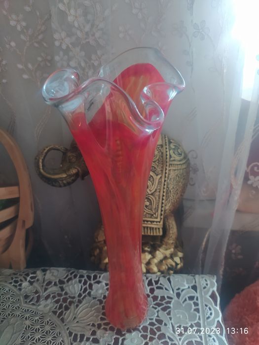 Ваза с сульфидной окраской