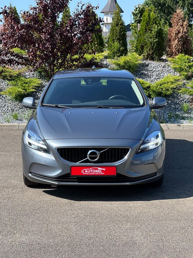 Volvo V40/2017/ Full Led Tehnologi/Navigație/Senzori/Un singur proprie