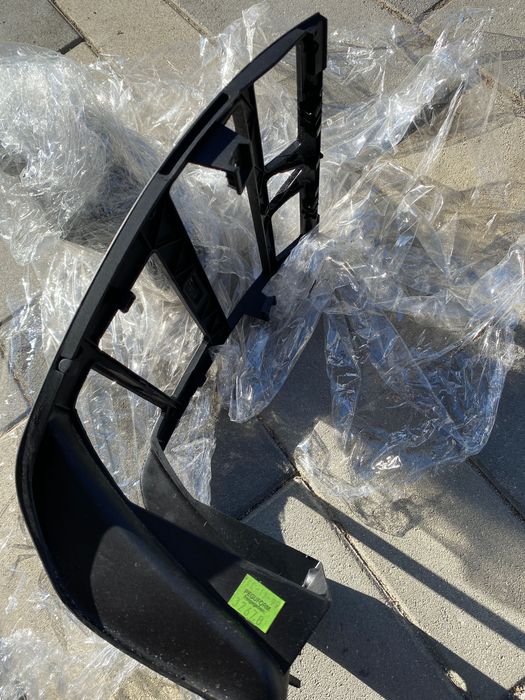 Продавам рамка около радиото за Audi A3 8L преди фейса