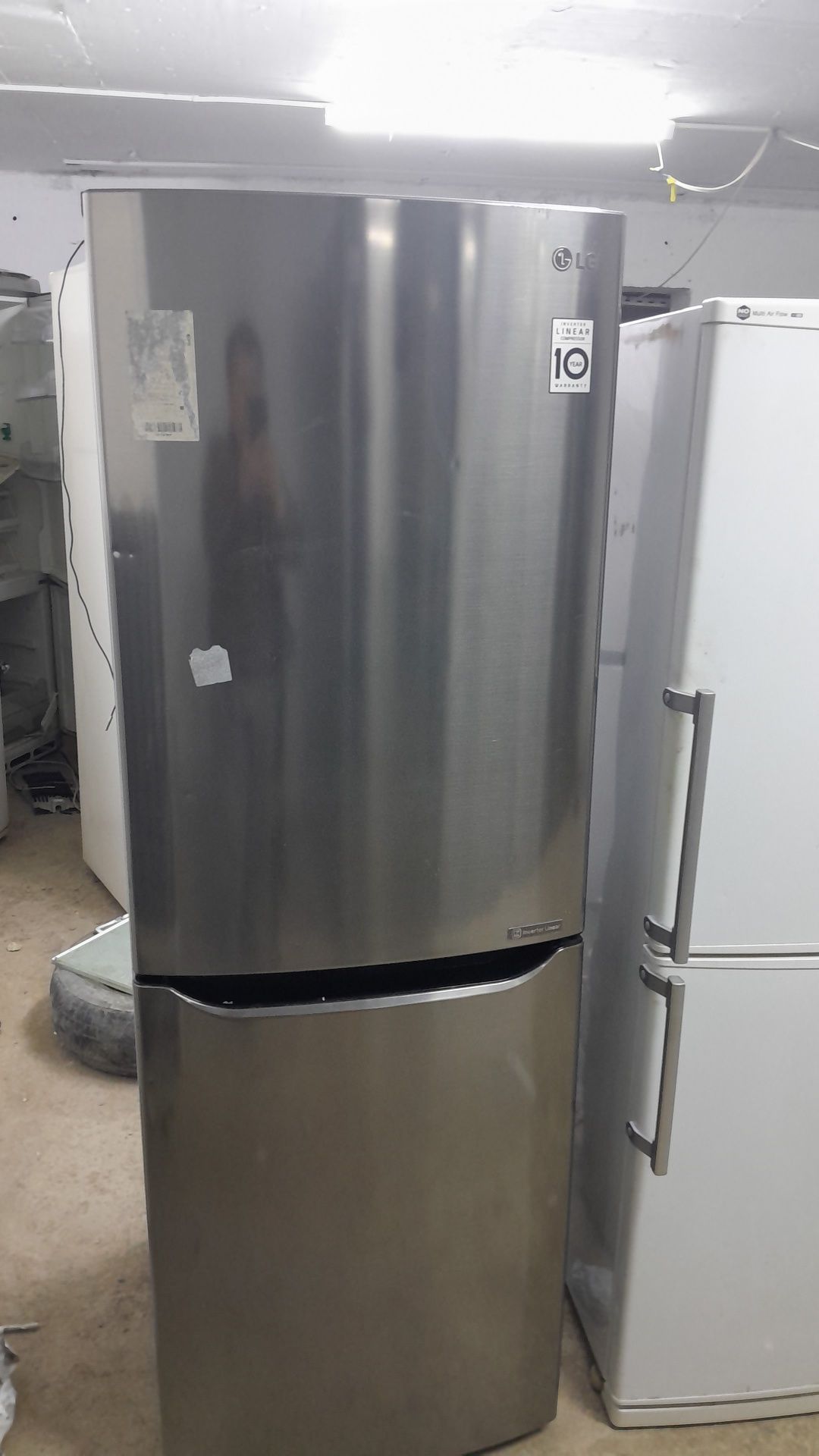 Холодильник доставка вхорошем состоянии  от50000до130000разные Ноу ф