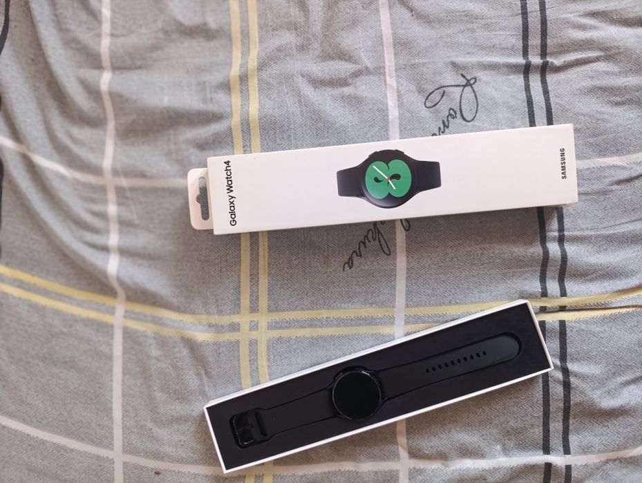 Продам galaxy watch 4