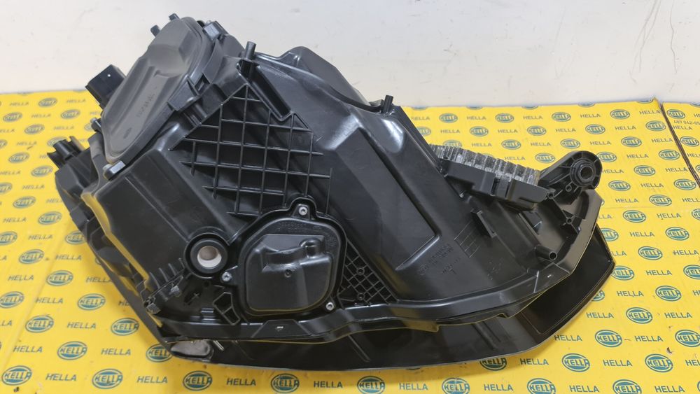 Faruri far full led matrix laser Audi A7 S7 C8 4K 4K8941085F