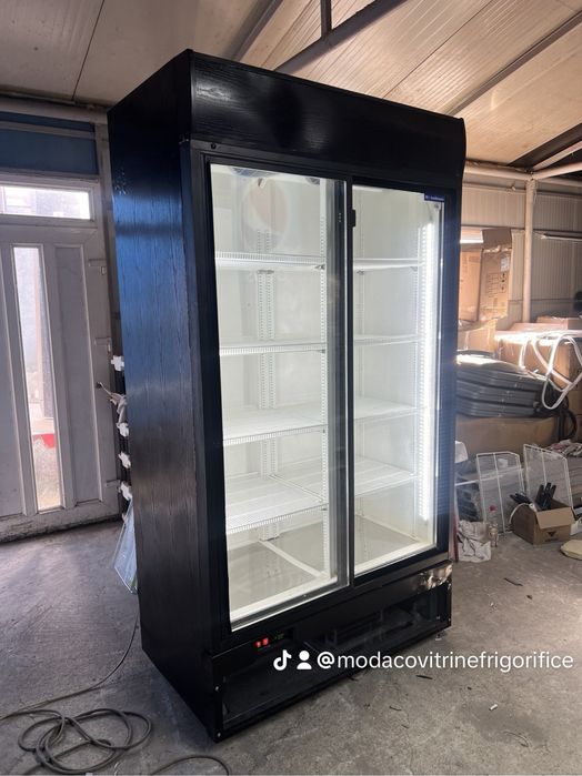 Vitrina frigorifica verticala cu usi glisante 125cm