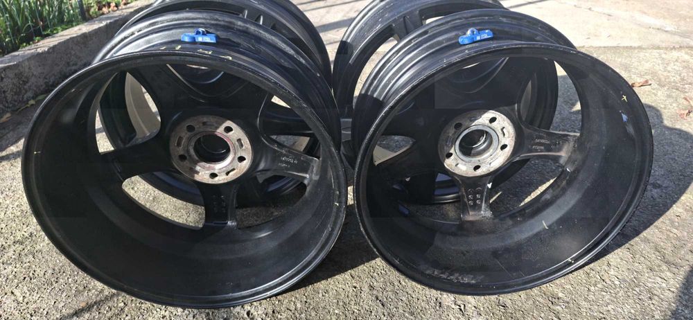 Джанти Ronal R56 17' 5х108 ЕТ50 с TPMS датчици.