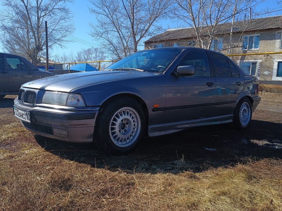 Продам колеса в сборе бмв е36 е34 диски резина