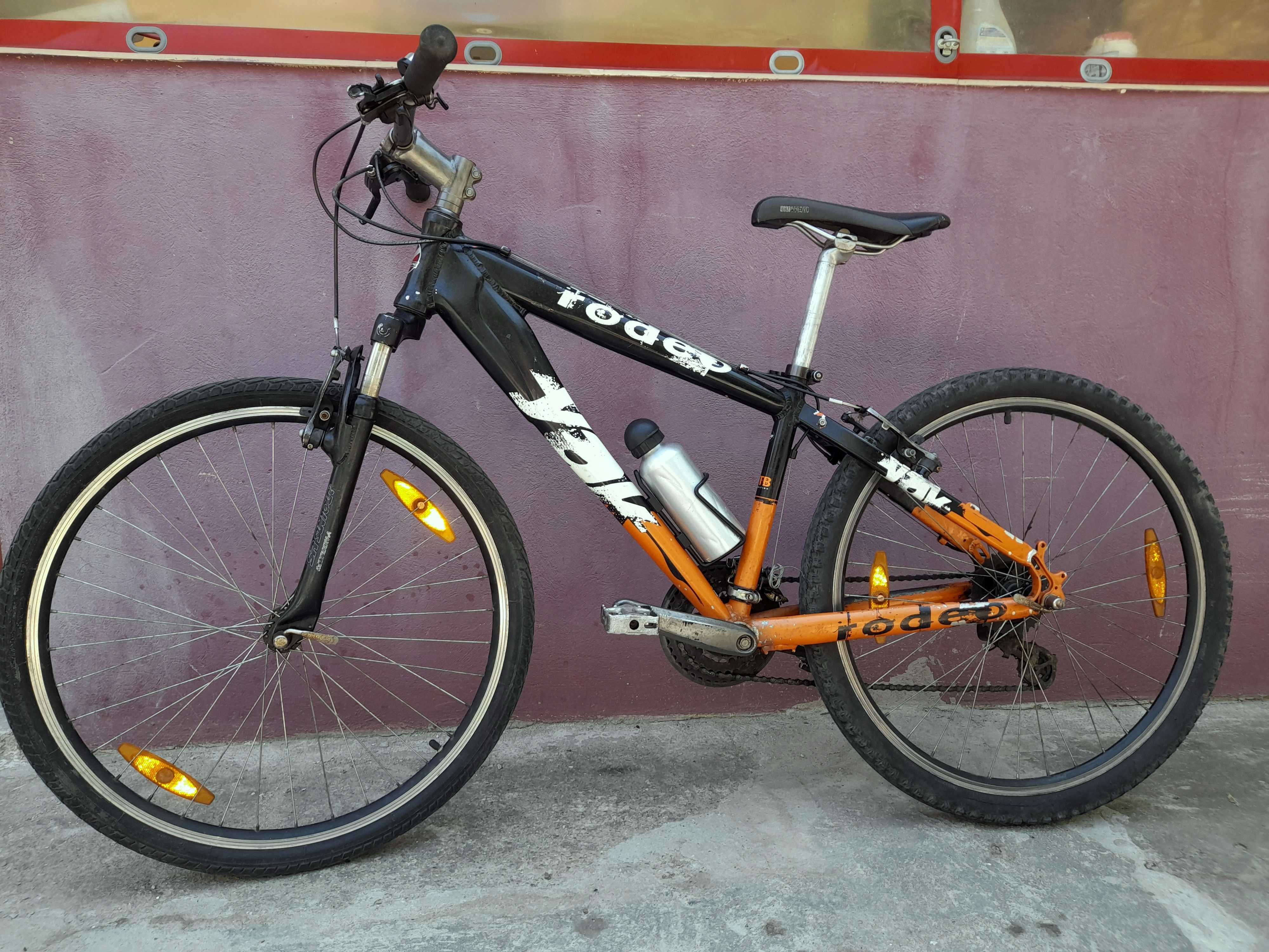 Bicicleta MTB Aluminiu Rodeo roti pe 26inch, suspensie fata