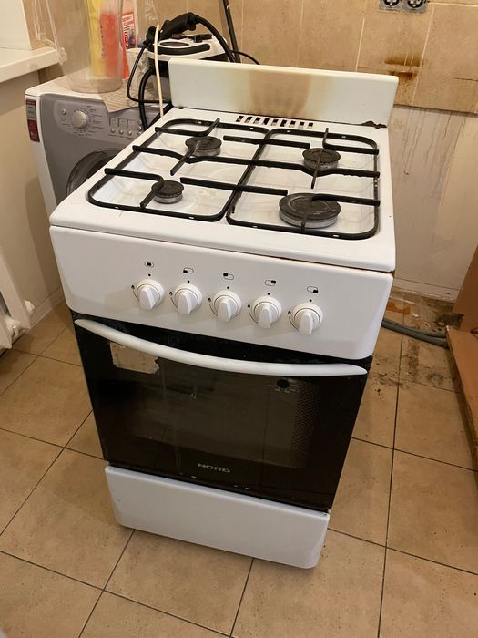 Продам Газ плиту б/у