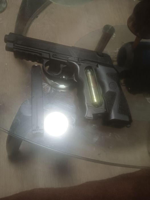 Pistol bereta airsoft