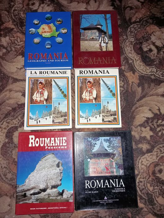 Vând albume Romania