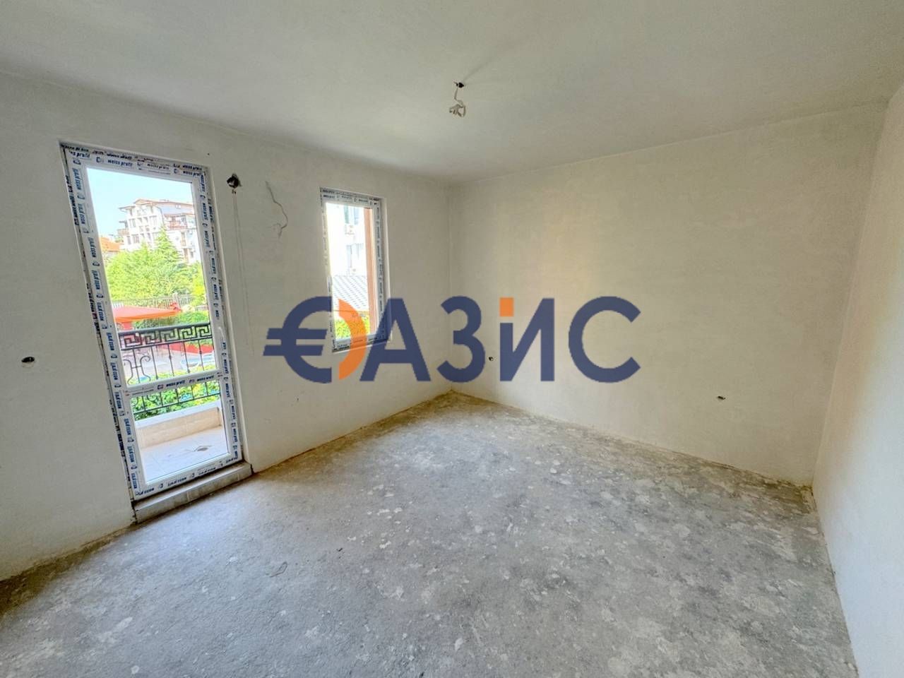 Двустаен апартамент в сграда с ниска такса поддръжка, 50 кв.м., Равда,