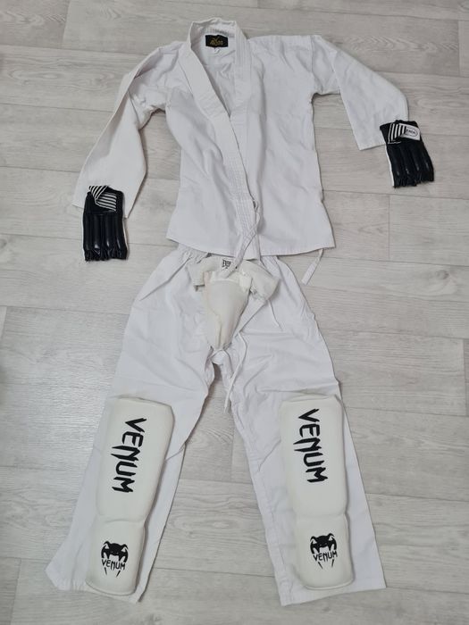 Продам кимано для каратэ