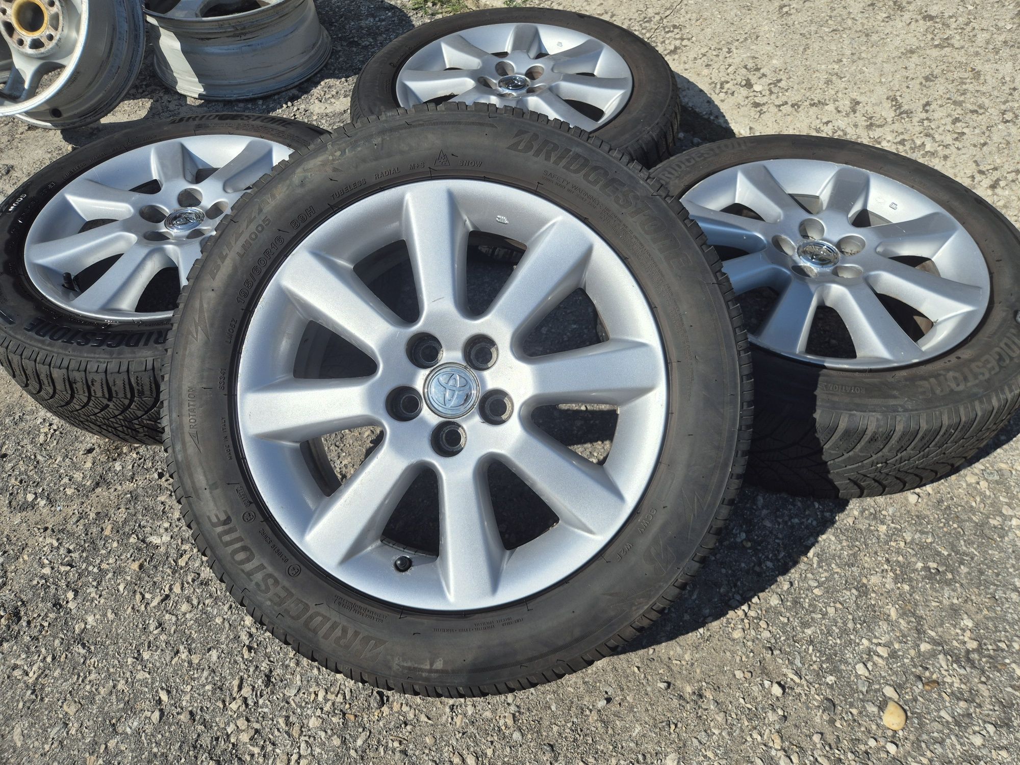 5х100/16 с гуми Toyota 5х100/16 Тойота