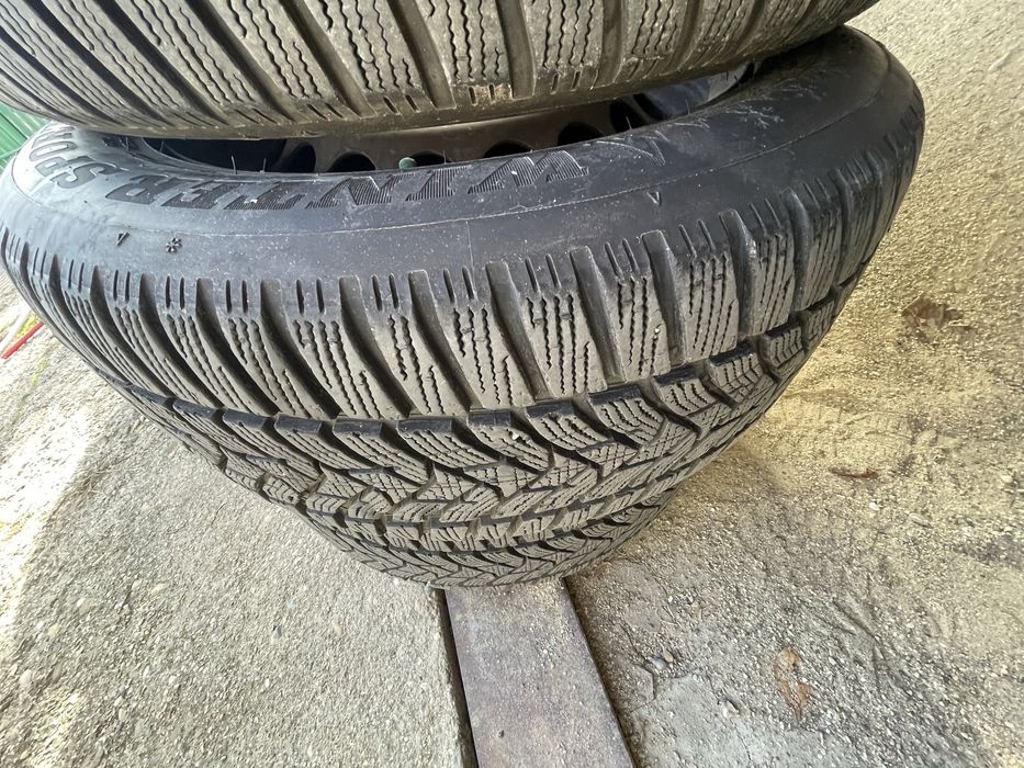Roti De Iarna 225/55/R16 Dunlop Winter Sport 5