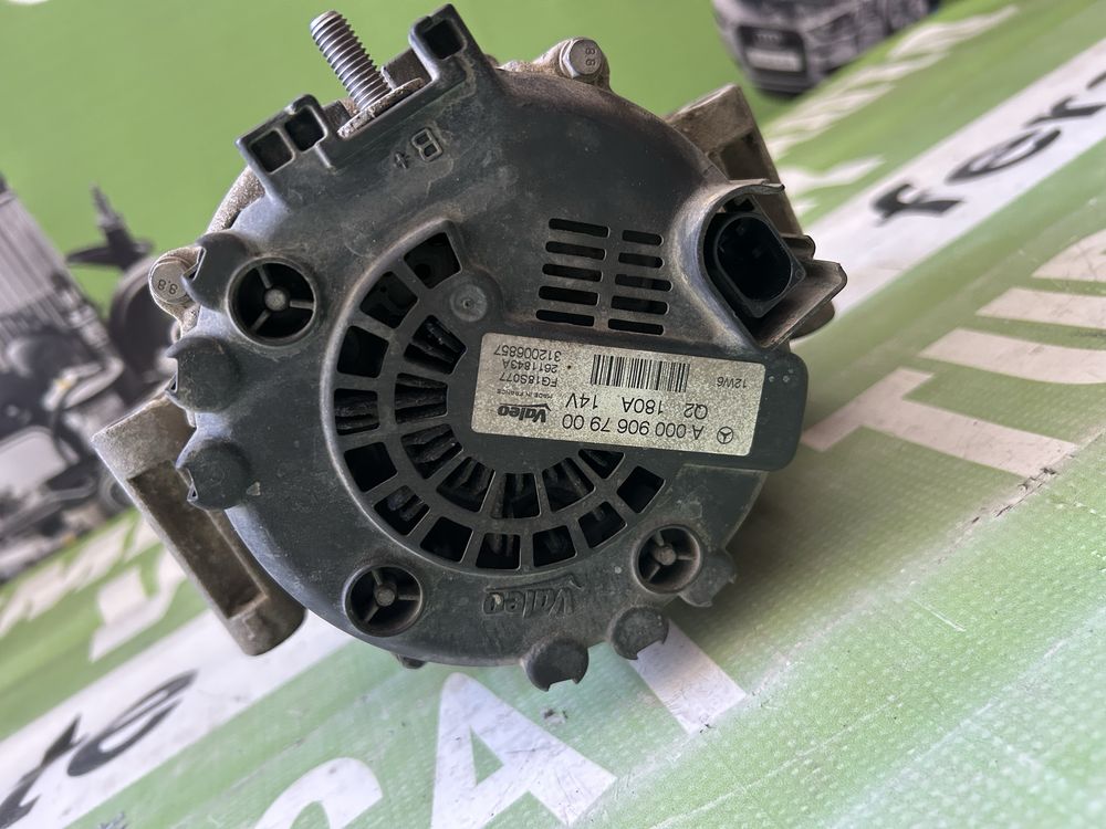 Alternator Mercedes  C Class W204 2.2 cdi 2012