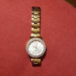 Дамски часовник Guess с камъни модел W0335L3