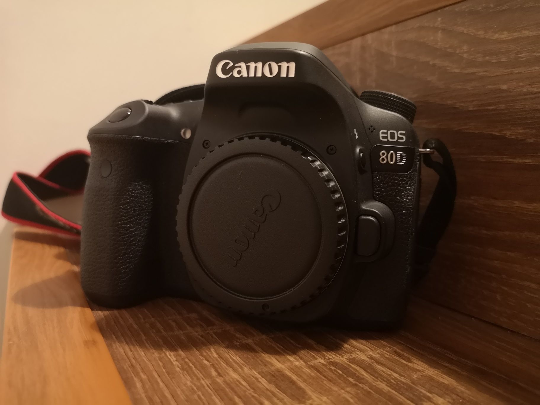 DSRL Canon EOS 80D