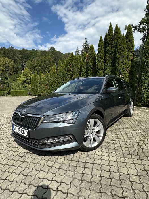 Skoda Superb 4x4 panoramic/virtual/distronic 2020