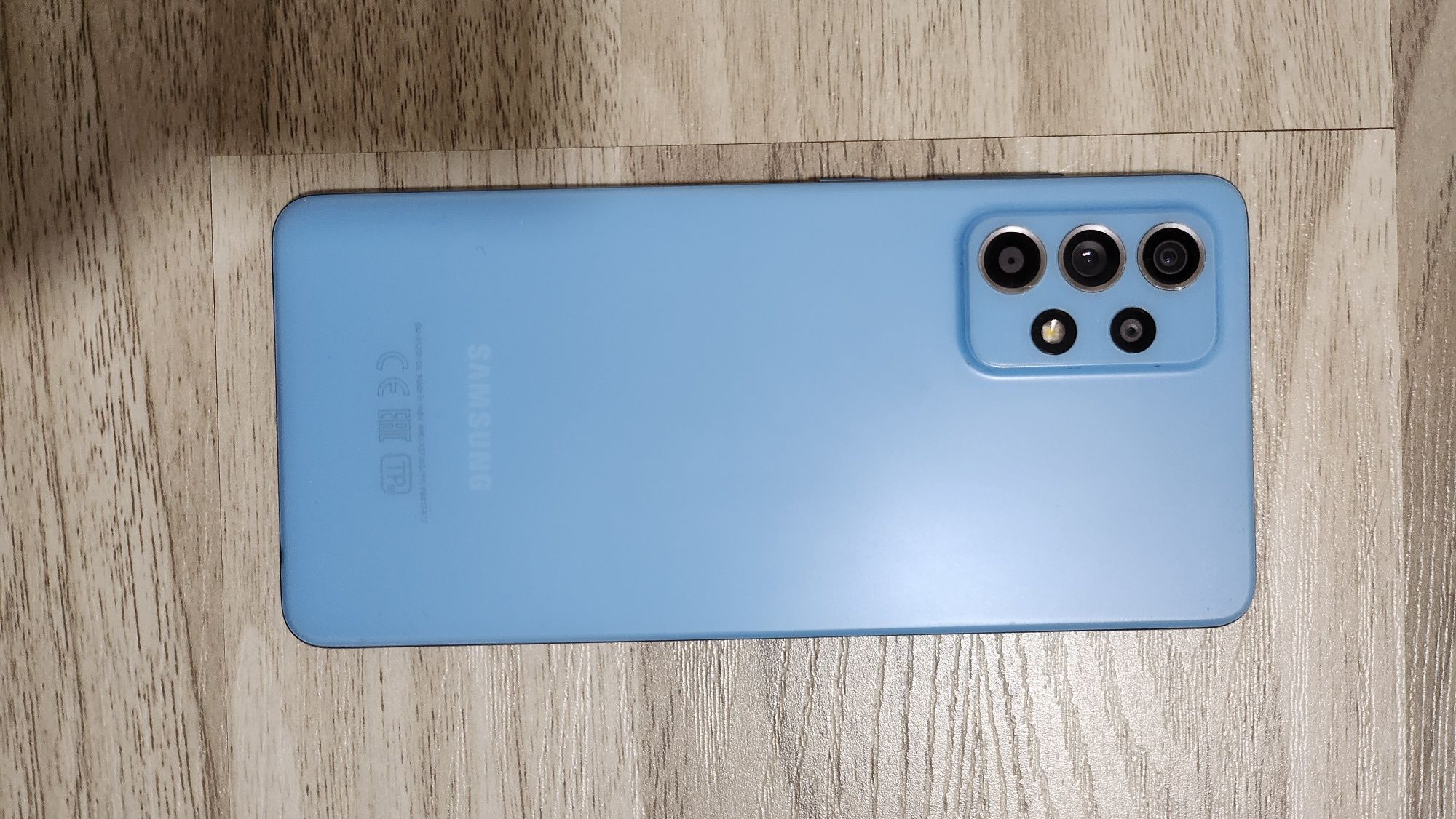 Samsung Galaxy A52