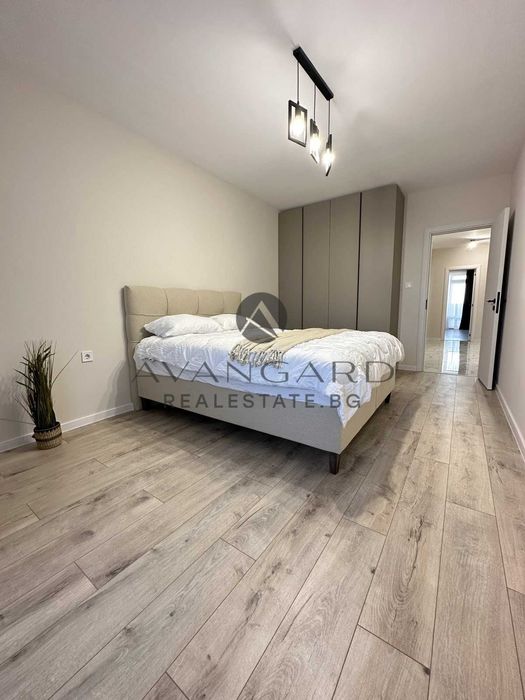 Продава се Двустаен апартамент в Пловдив, Център - 72 кв.м за 1806 €/кв.м - Снимка #2