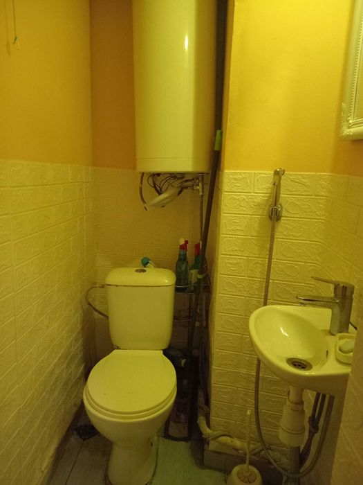 Продава се Четиристаен апартамент в Варна, Централна поща - 98 кв.м за 1689 €/кв.м - Снимка #15
