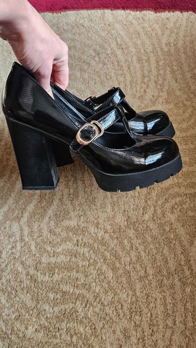 Туфли женские 39 размер