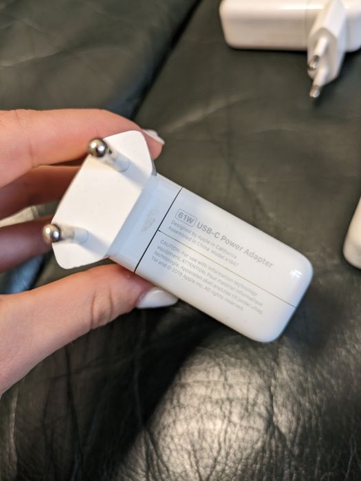 Incarcator adaptor  laptop Macbook Apple USB C 61w/ 96w A2196